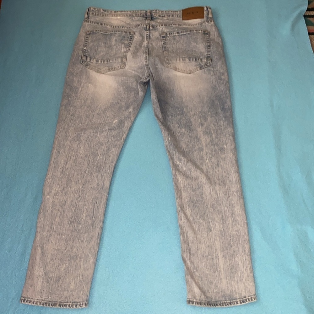 M B X denim slim fit distressed jeans zipper fly 5 pockets stretchy size 36 X 30 - Picture 2 of 15